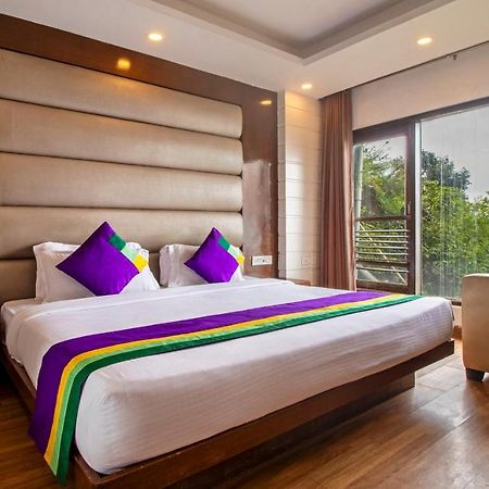 Treebo Premium Queen Of Hills Near Mall Road Mussoorie Bagian luar foto