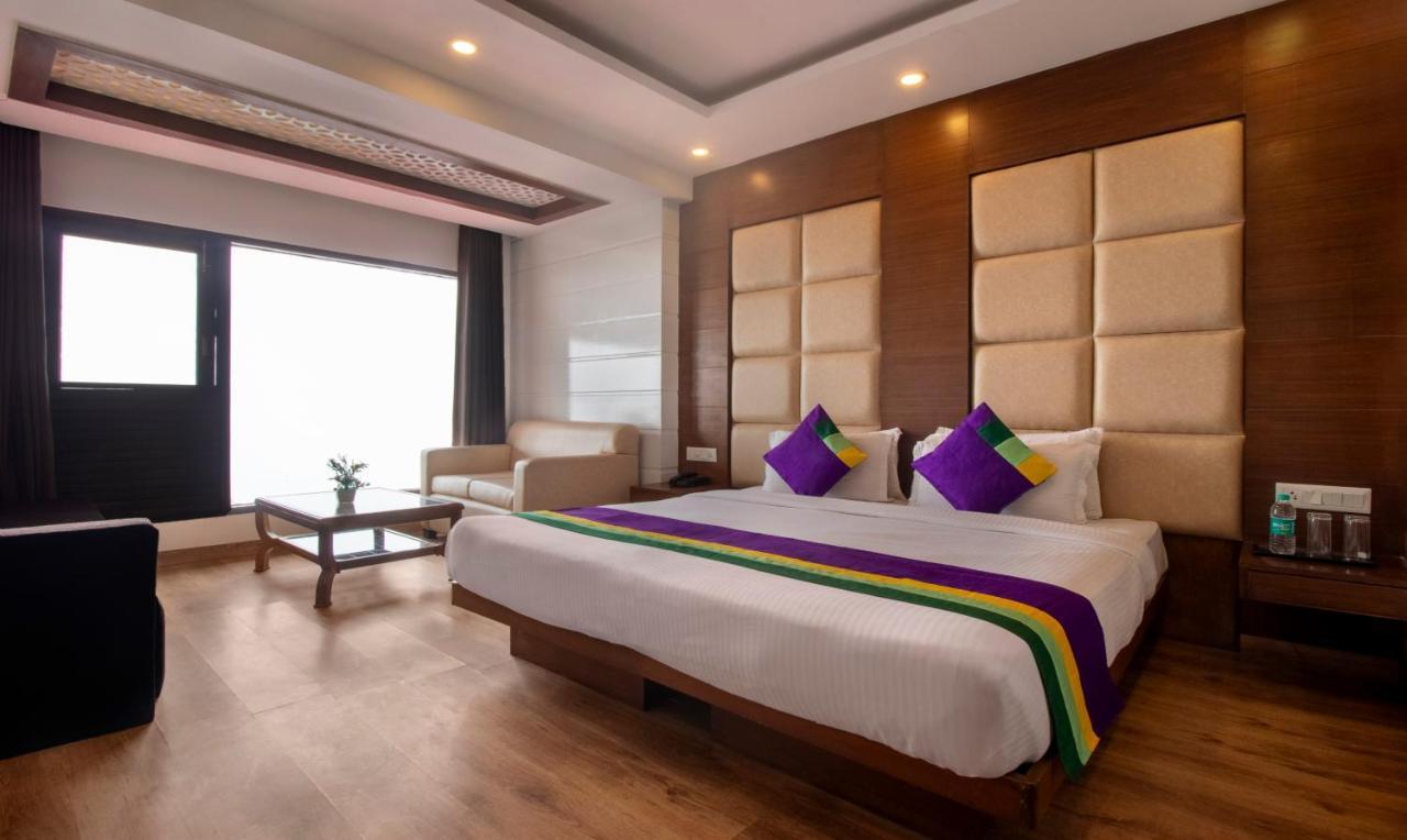 Treebo Premium Queen Of Hills Near Mall Road Mussoorie Bagian luar foto
