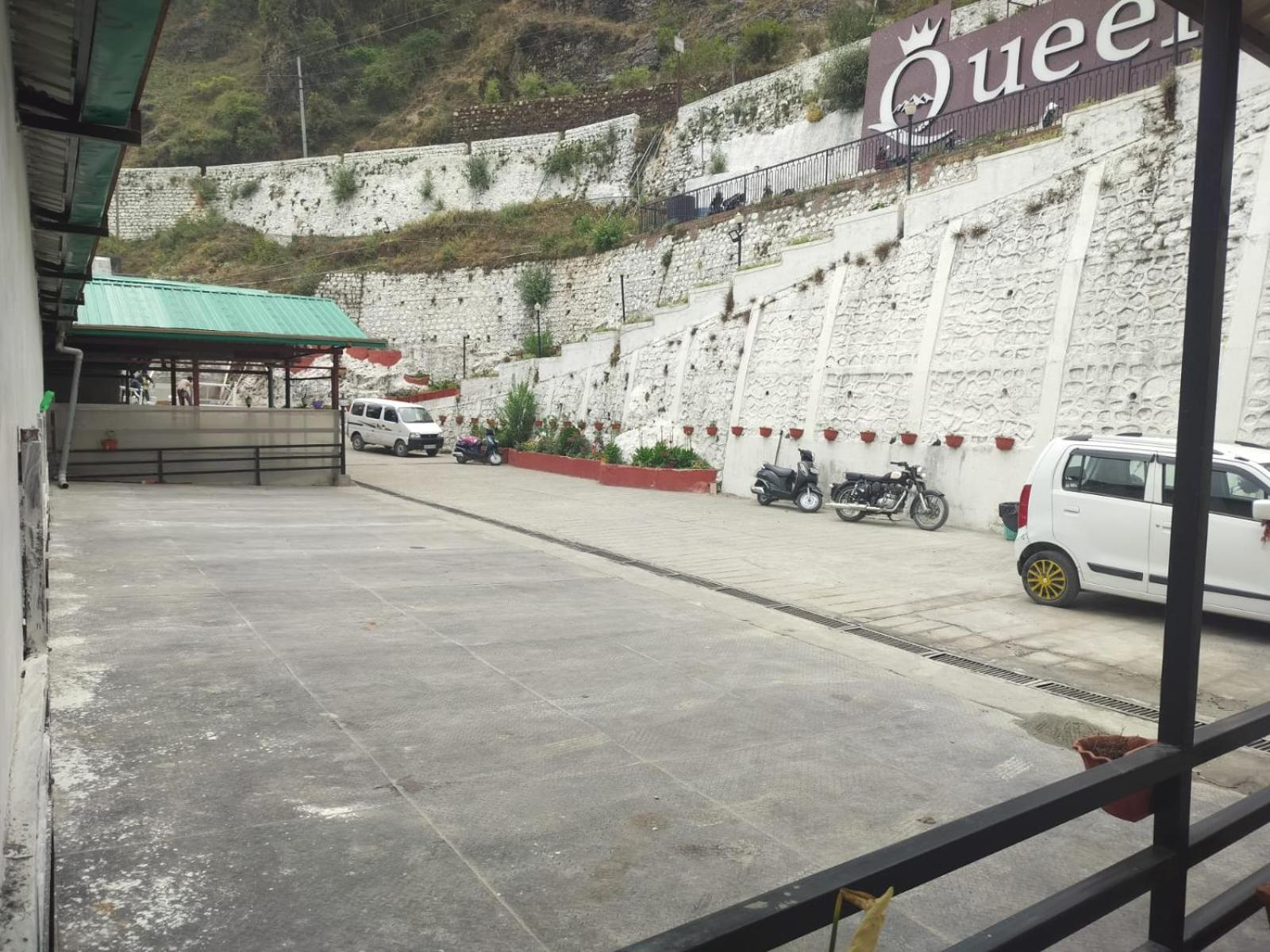Treebo Premium Queen Of Hills Near Mall Road Mussoorie Bagian luar foto